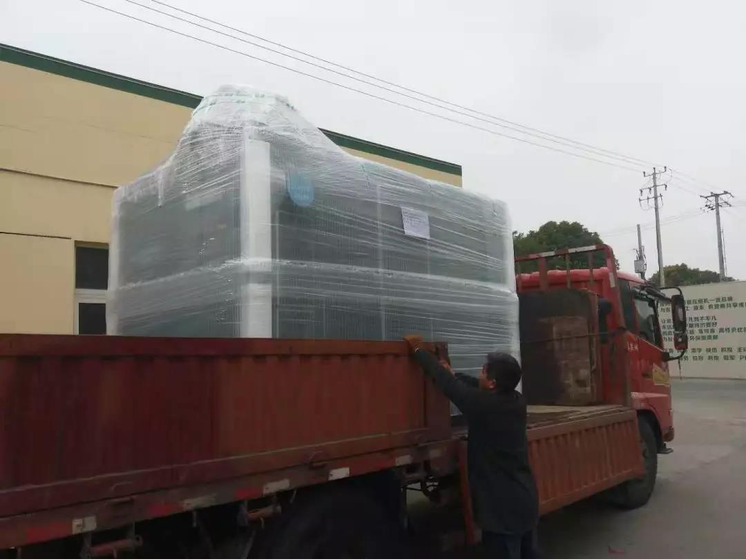 薩震節(jié)能空壓機(jī)