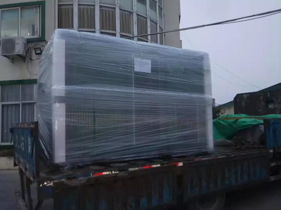 薩震節(jié)能空壓機(jī)