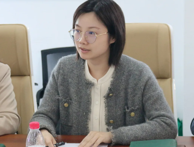 �����W(xu��)���ɽ�^(q��)ί���깤��ί�T��(hu��)2024�깤����(hu��)�h�ߡ������x����(hu��)������(d��ng)�xʽ���_��(ji��)�ܿՉ��C(j��)�e��